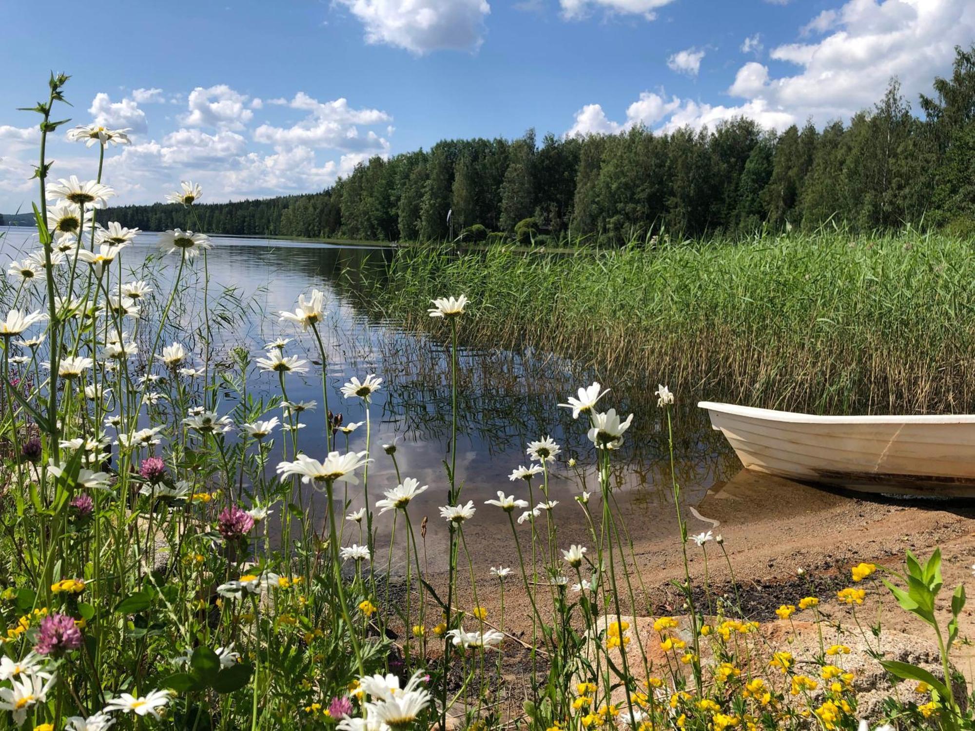 Vehkaniemen Lomatila Pohjaslahti Экстерьер фото